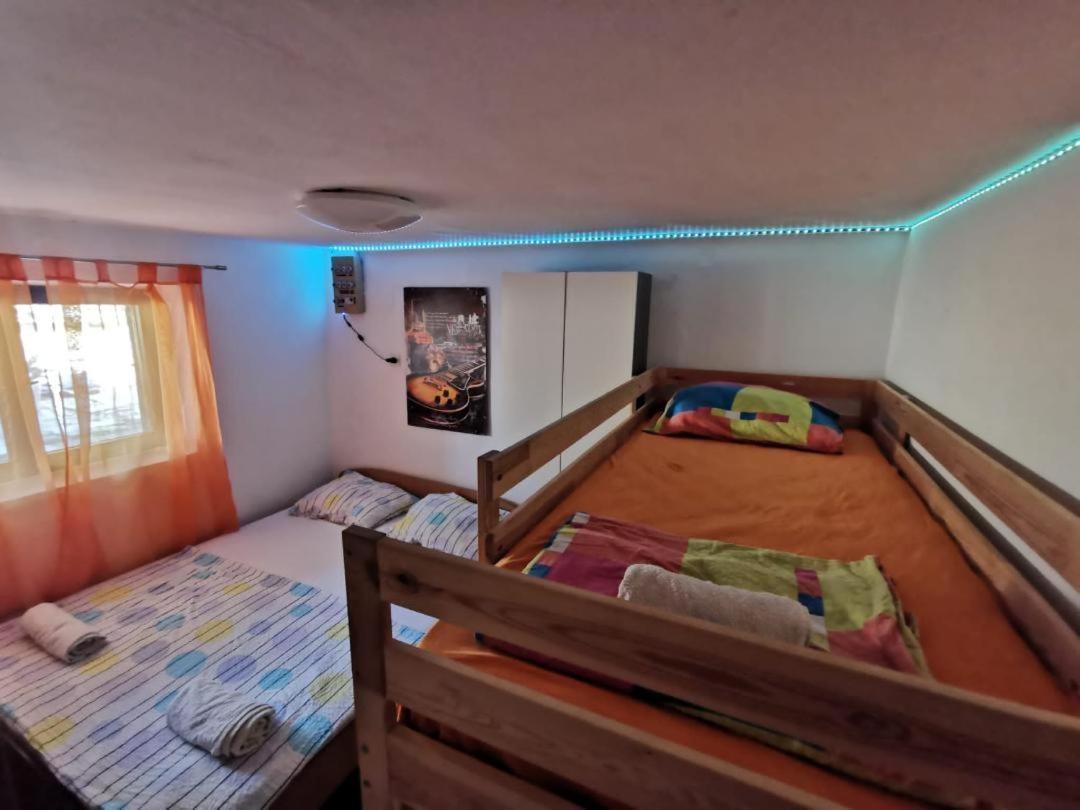 Unique Apartments Malinska Ngoại thất bức ảnh